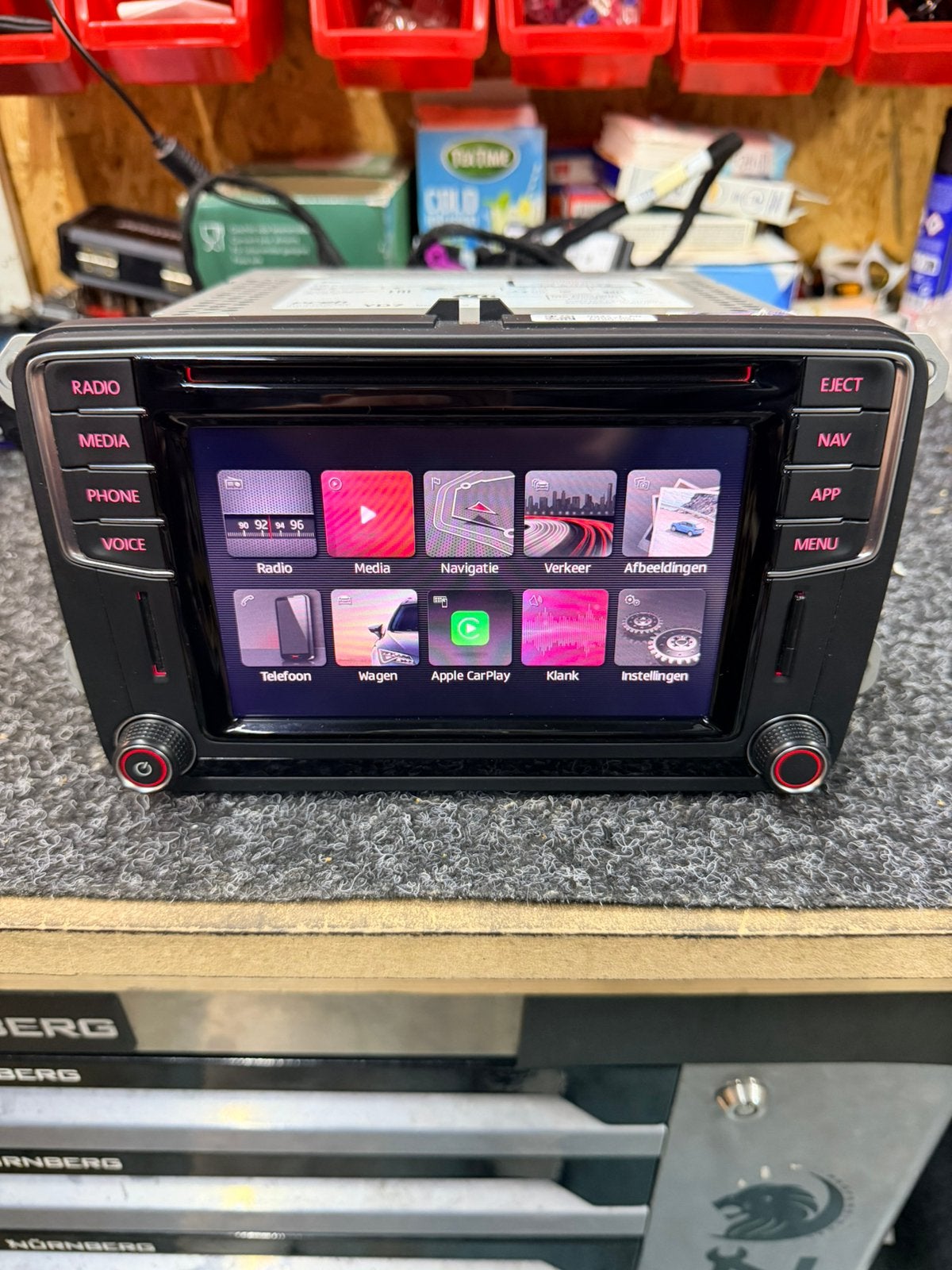 Mib 2 PQ VW SEAT SKODA CARPLAY Wireless Navi Origineel OEM, Schweinfurter Str. 5–9, Zo goed als nieuw, Preh GmbH / OEM infotainmentsysteem