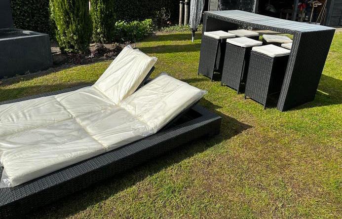 Wicker antraciet 2-persoons lounge ligbed met kussens, Tuin en Terras, Ligbedden, Ophalen, Zo goed als nieuw, Wicker, Verstelbaar