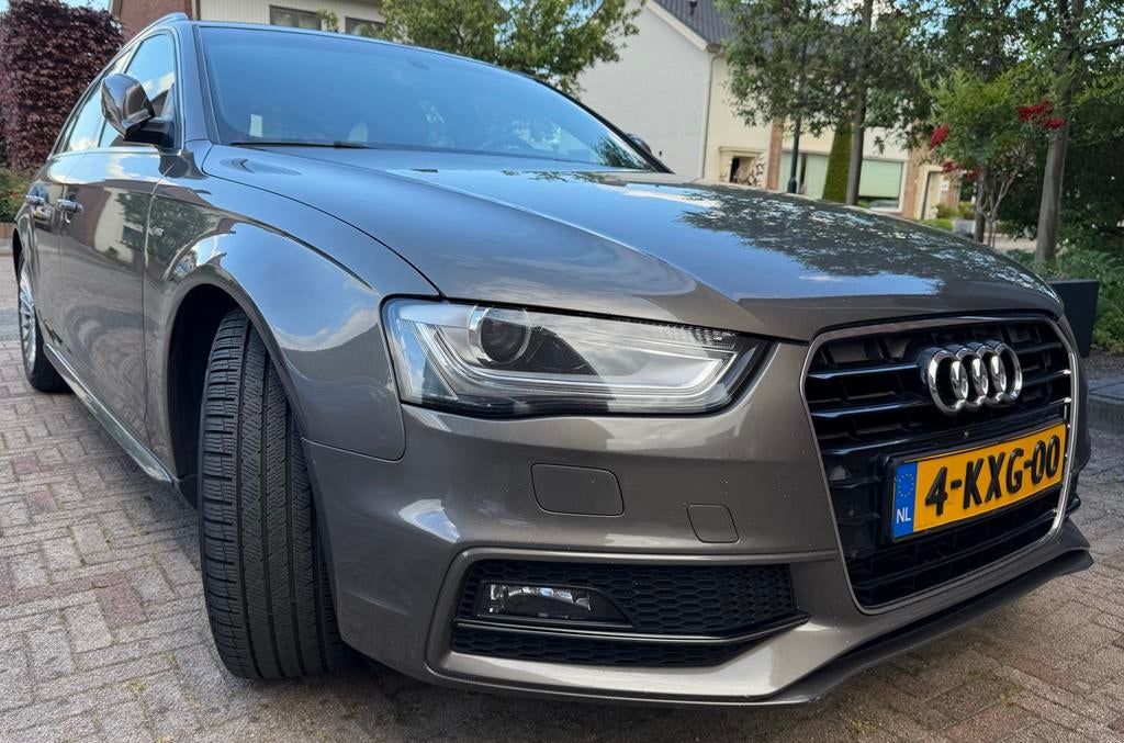 Audi A4 1.8 Tfsi 125KW Avant Multitr. 2013 Dakota Grijs, 4 cilinders, 1505 kg, Stationwagon, Particulier