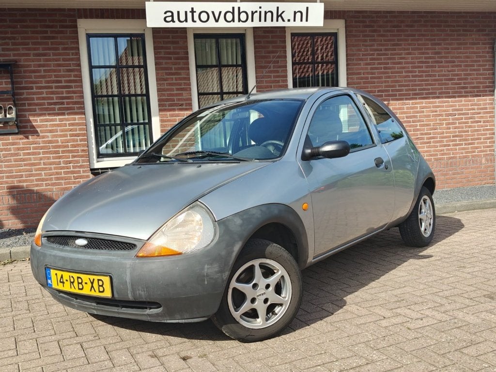 Ford Ka 1.3 Style, NIEUWE APK / AIRCO / NAP (bj 2005), Auto's, Voorwielaandrijving, 1299 cc, Gebruikt, 31 €/maand