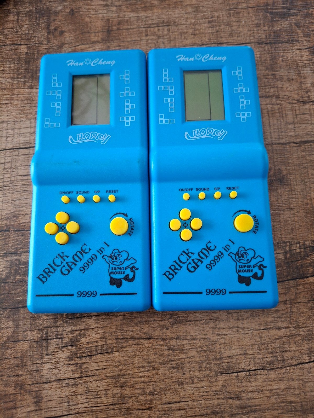 2x Vintage Brick Game 9999 in 1 - Blauw, Spelcomputers en Games, Spelcomputers | Overige, Ophalen of Verzenden, Overige merken
