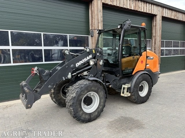 Giant Doosan / Develon DL80 (2023), Niet opgegeven, -, Niet opgegeven, Wiellader of Shovel