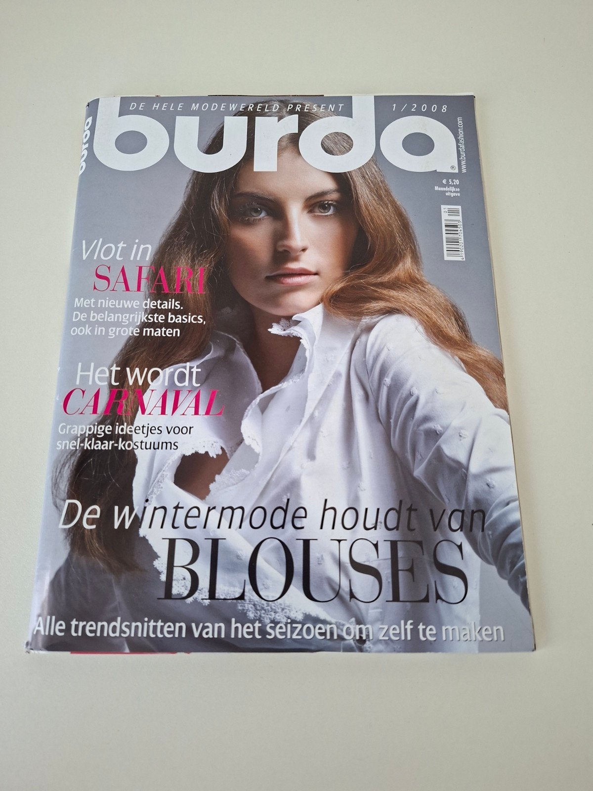 Burda 2008 nr. 1, Hobby en Vrije tijd, Kledingpatronen, Ophalen of Verzenden, Zo goed als nieuw, Vrouw, Burda