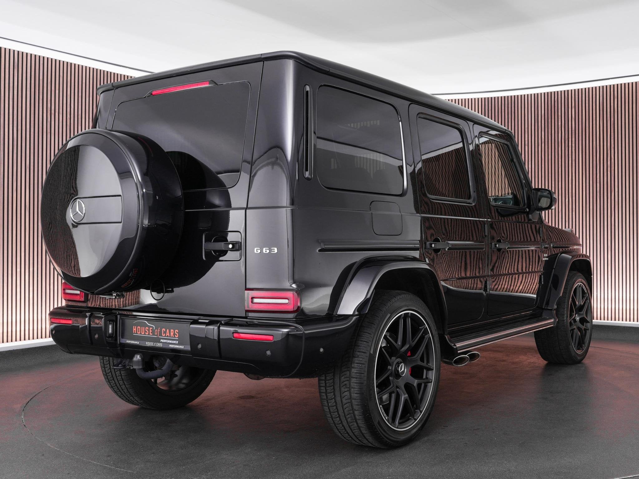 Mercedes-Benz G-klasse 63 AMG 585pk |carbon int.|Burmester|p, Auto's, Mercedes-Benz, Automaat, G-Klasse, Lichtsensor, Zwart