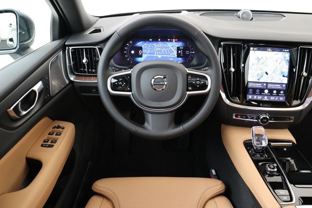Volvo V60 T8 PLUG-IN HYBRID AWD ULTRA BRIGHT *FULL OPTIONS!*, Auto's, Volvo, Automaat, 12 maanden, Euro 6, 4 cilinders