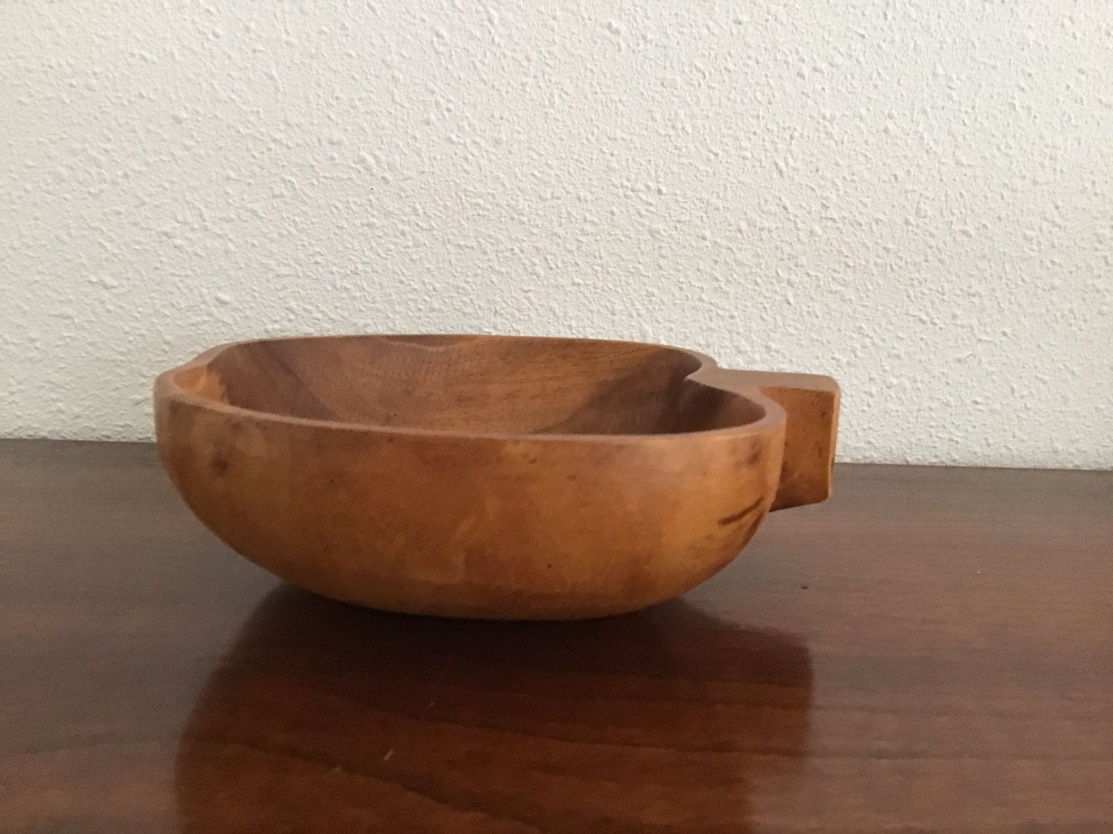 Vintage houten schaaltje. Appel., Huis en Inrichting, Woonaccessoires | Schalen en Manden, Ophalen of Verzenden, Zo goed als nieuw