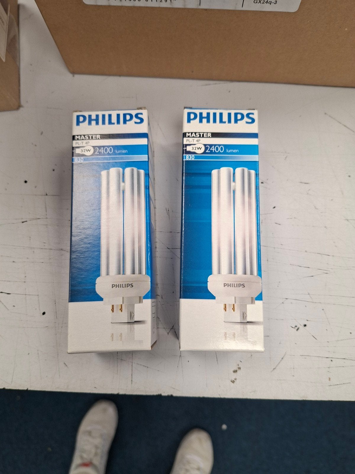 15x Philips MASTER PL-T 32W/830 Gasontladingslampen, Nieuw, Ophalen of Verzenden, Warm wit, G24
