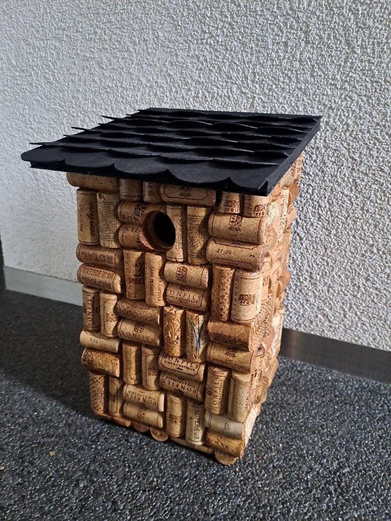 vogelhuisjes en voederhuisjes hand gemaakt met kurken, Tuin en Terras, Vogelhuisjes en Vogelbaden, Ophalen of Verzenden, Nieuw