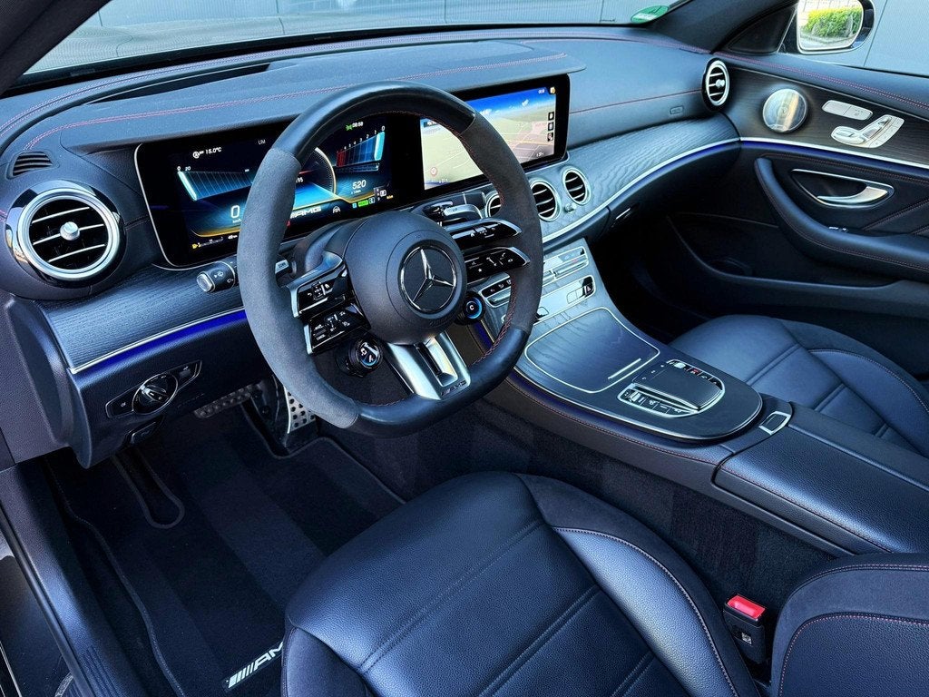Mercedes-Benz E-klasse Estate AMG 53 4MATIC airmatic / pano, Auto's, Automaat, Lane Keeping Assist, 435 pk, Gebruikt