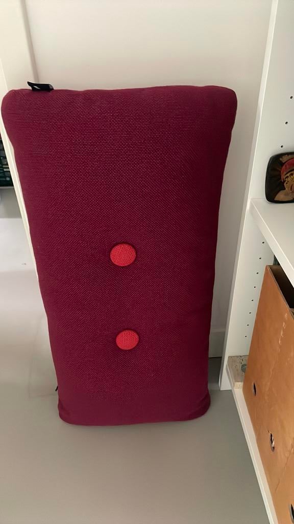 Hay Dot kussen wijnrood, Ophalen of Verzenden, Zo goed als nieuw, Rood, Rechthoekig