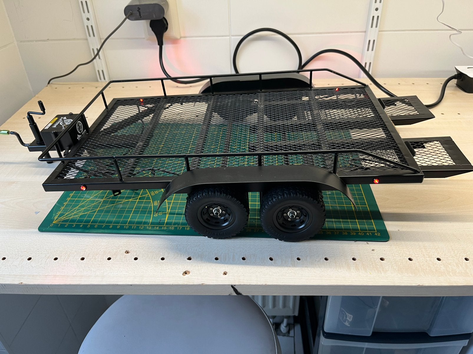 Aanhanger voor RC auto, Ophalen of Verzenden, Zo goed als nieuw, Schaal 1:10, Onderdeel