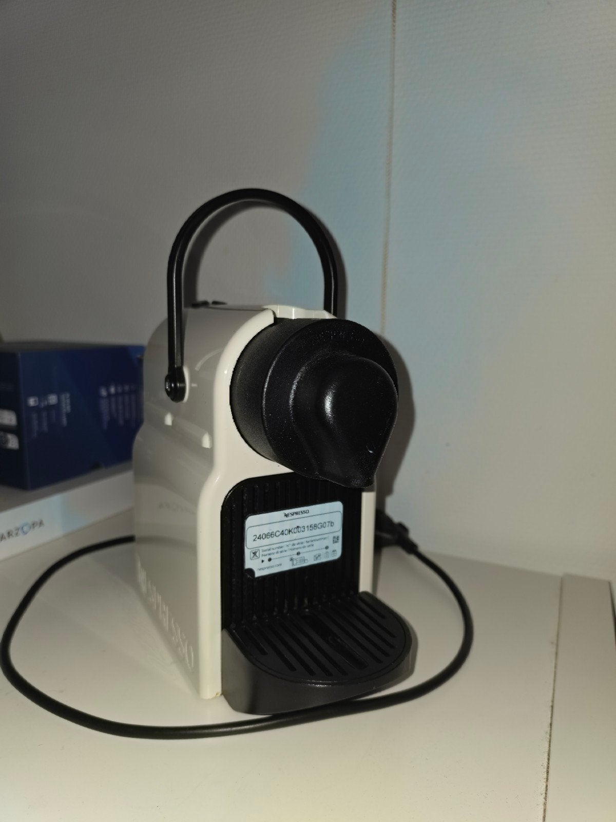 Krups Nespresso Inissia XN1001 Koffiecupmachine, Witgoed en Apparatuur, Gebruikt, Koffiemachine, Ophalen of Verzenden, 1 kopje
