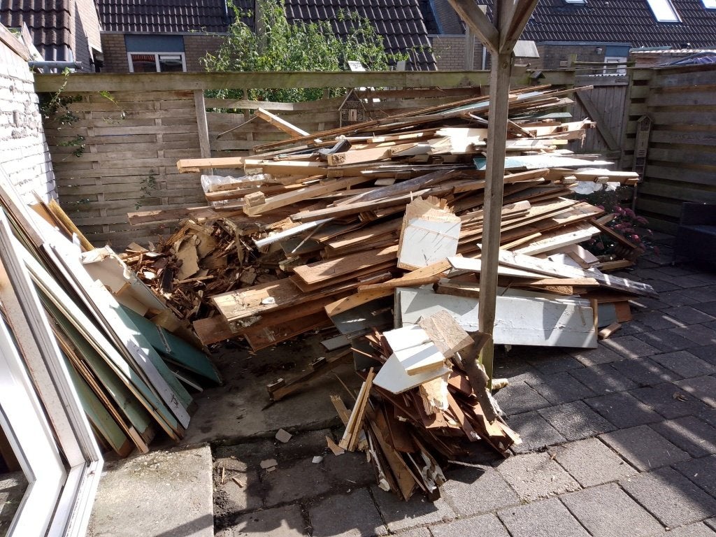 Gratis af te halen sloop/brandhout, Minder dan 3 m³, Ophalen