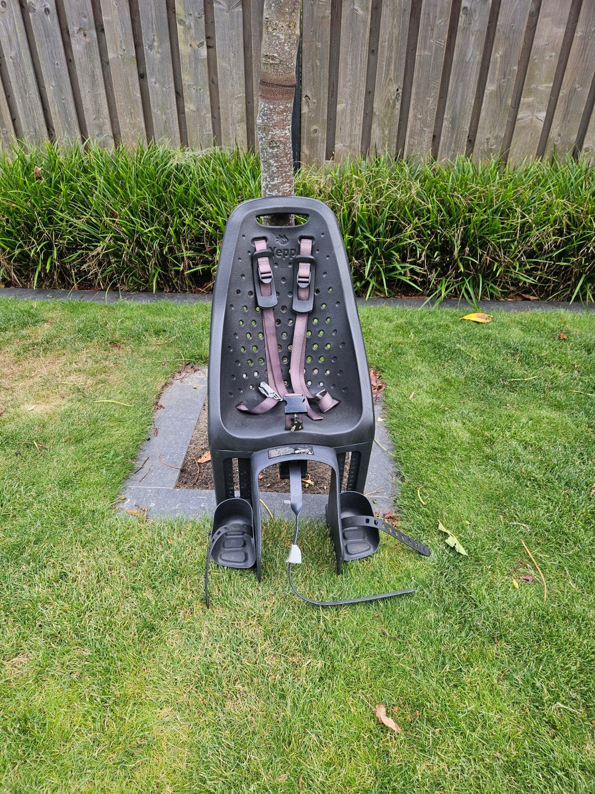 Thule yepp maxi ef kinderstoel achter zwart, Fietsen en Brommers, Achterzitje, 9 t/m 18 kg, Ophalen of Verzenden, Thule Yepp
