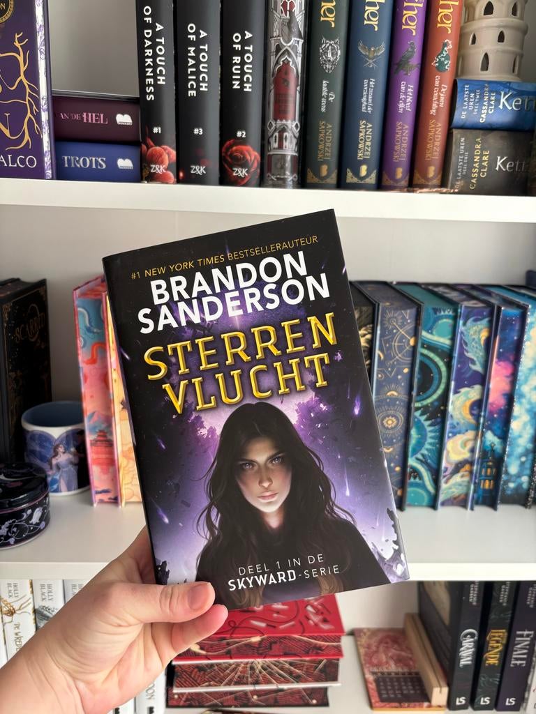 Sterrenvlucht - Brandon Sanderson (Deel 1) special edition, Ophalen of Verzenden, Zo goed als nieuw