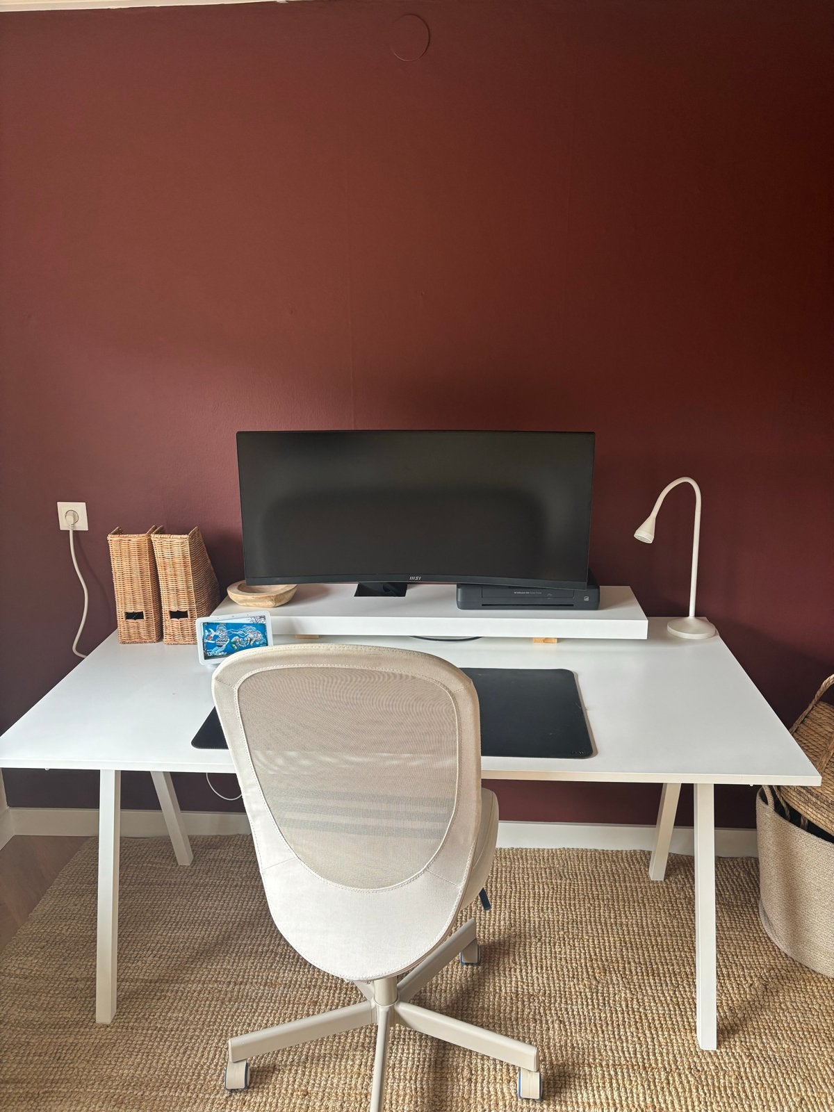 IKEA Bureau met Bureaustoel - Compleet & Gedemonteerd, Ophalen, Zo goed als nieuw, Wit, Bureaustoel