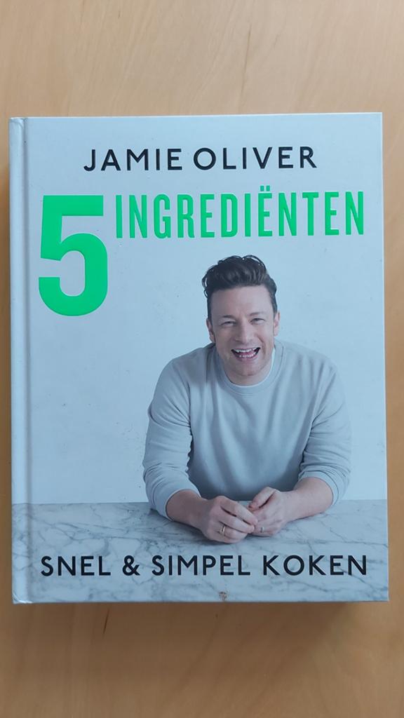 Jamie Oliver 5 Ingrediënten: Snel & Simpel Koken, Boeken, Kookboeken, Hoofdgerechten, Ophalen of Verzenden, Zo goed als nieuw