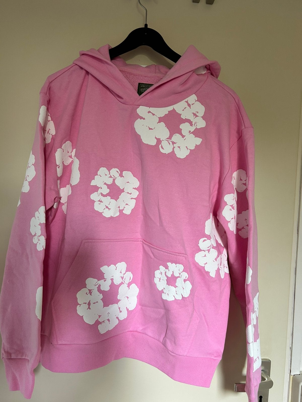 Roze hoodie, Denim Tears, M, Kleding | Dames, Truien en Vesten, Ophalen of Verzenden, Nieuw, Maat 38/40 (M), Roze