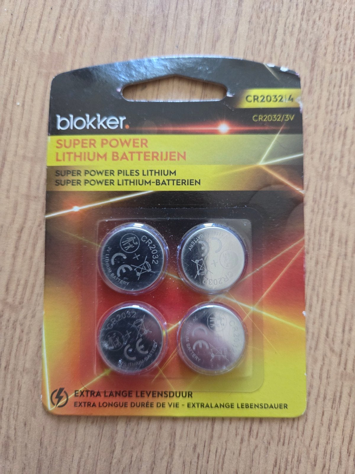 Blokker Super Power Lithium CR2032 Batterijen (4 stuks), Audio, Tv en Foto, Accu's en Batterijen, Ophalen of Verzenden, Nieuw