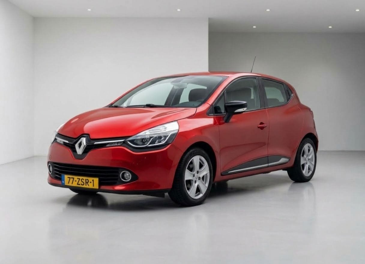 Renault Clio Energy TCe 90pk S&S Eco2 2013 Rood, Auto's, Voorwielaandrijving, Stof, 40 €/maand, 540 kg