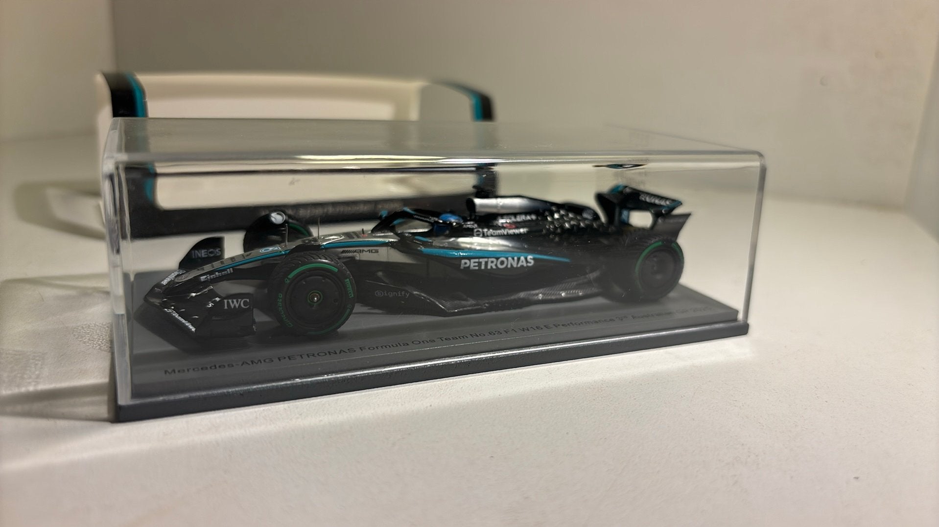 F1 mercedes w16E 3e Australian G.Russell 2025 spark 1.43