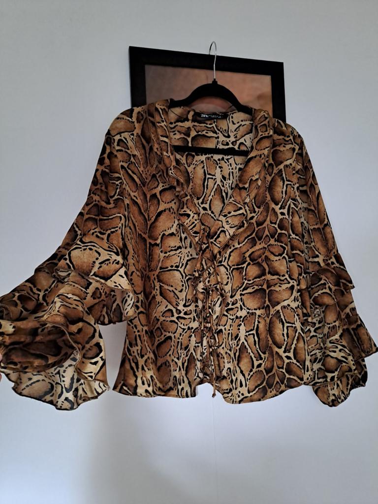 Zara Blouse Nieuw!, Kleding | Dames, Blouses en Tunieken, Maat 38/40 (M), Overige kleuren, Zara, Ophalen of Verzenden