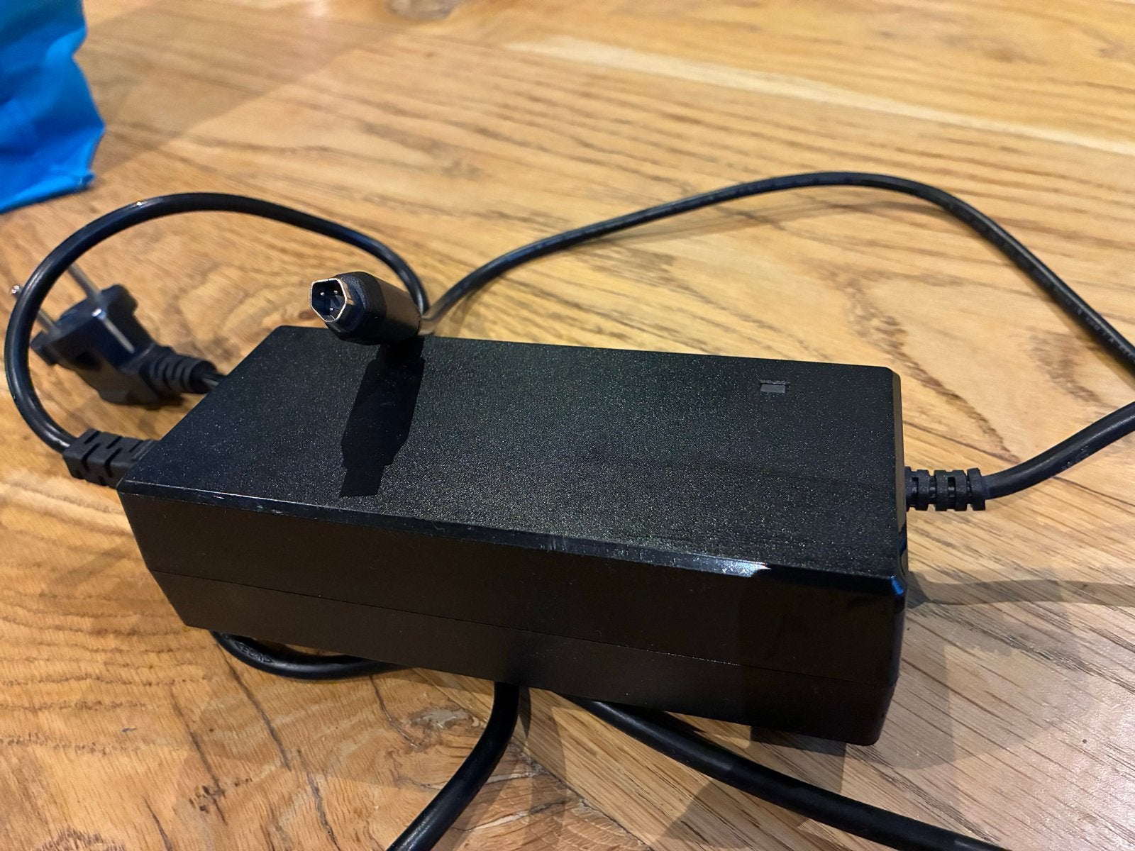 Oplader voor Cortina elektrische fiets, Gebruikt