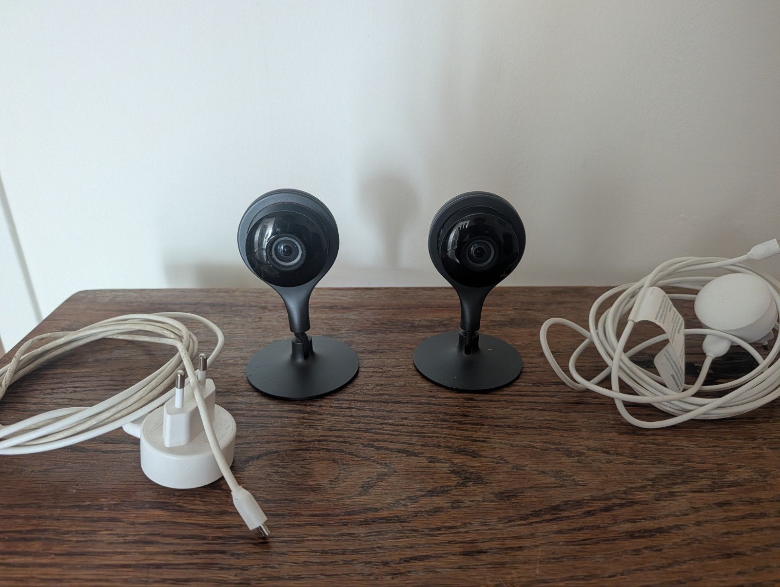 Google Nest indoor camera's (2x) - 1st gen, Ophalen of Verzenden, Zo goed als nieuw, Binnencamera