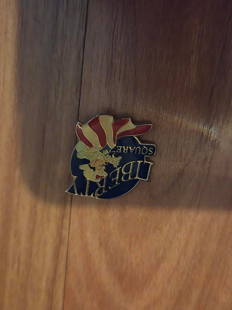 Vintage Disney Liberty Square Pin Speldje, Ophalen of Verzenden