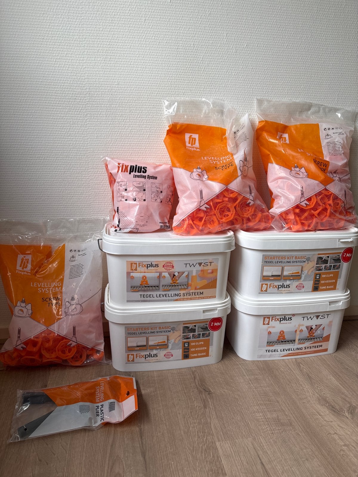 Fixplus Tegel Levelling Systeem Starterspakket & Navulling, Doe-het-zelf en Verbouw, Ophalen, Overige materialen, Overige typen