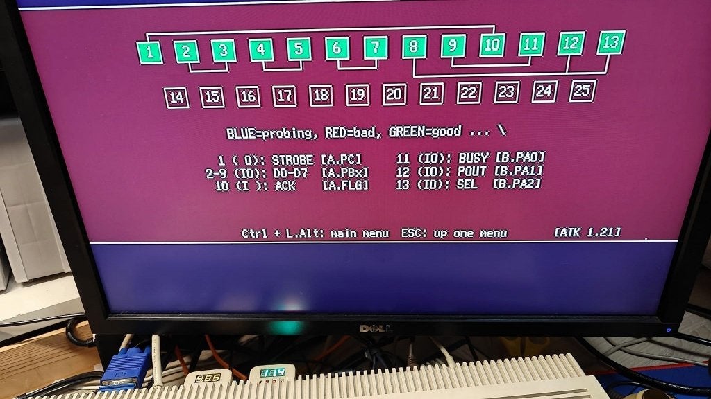 Amiga seriële en parallelle test dongles met voltage meter, Computers en Software, Vintage Computers, Verzenden