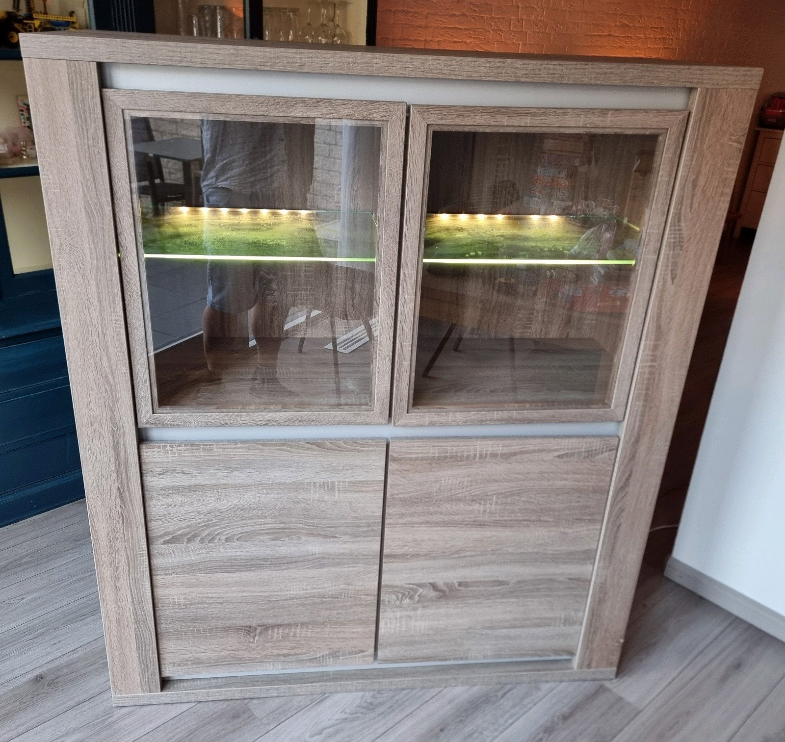 Barkast vitrinekast met verlichting, Ophalen, 100 tot 150 cm, Glas, 150 tot 200 cm