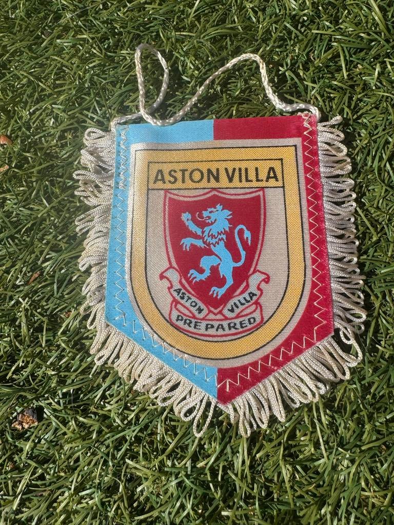 Aston Villa Vaantje - Voetbal Memorabilia, Verzamelen, Sportartikelen en Voetbal, Ophalen of Verzenden, Gebruikt, Buitenlandse clubs