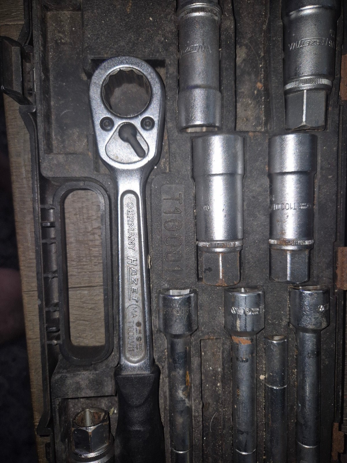 Hazet T10001/11 schokbrekerset en veel los gereedschap, Ophalen