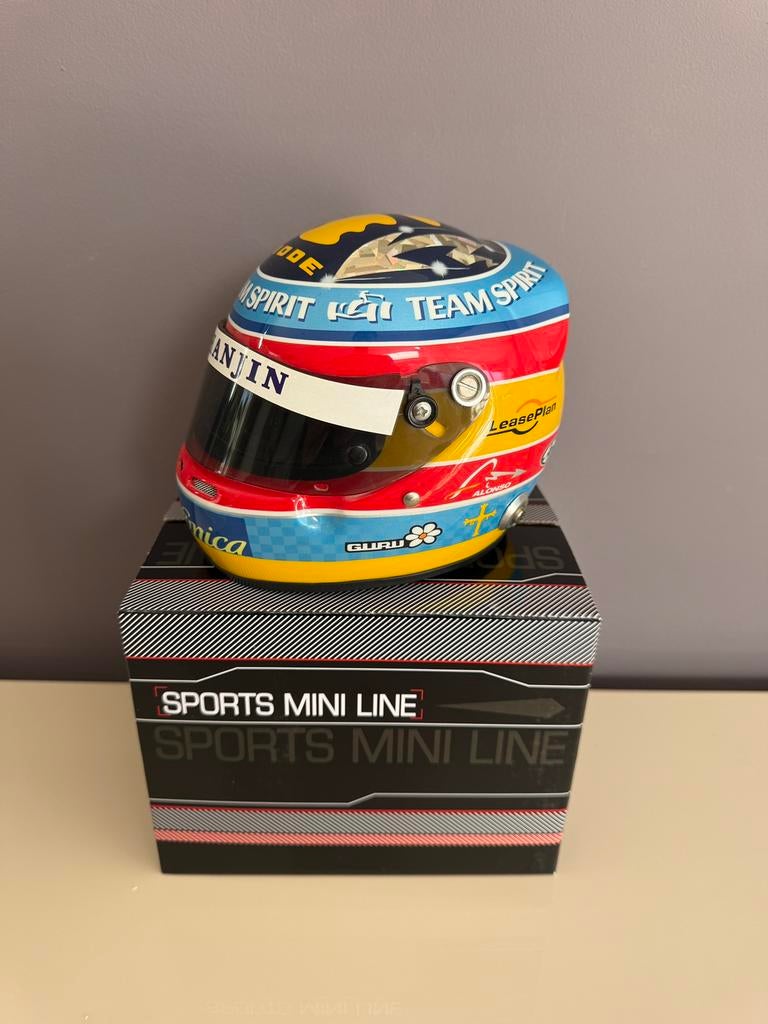 2005 1:2 Helm Fernando Alonso Renault R25, Ophalen of Verzenden, Zo goed als nieuw, Formule 1
