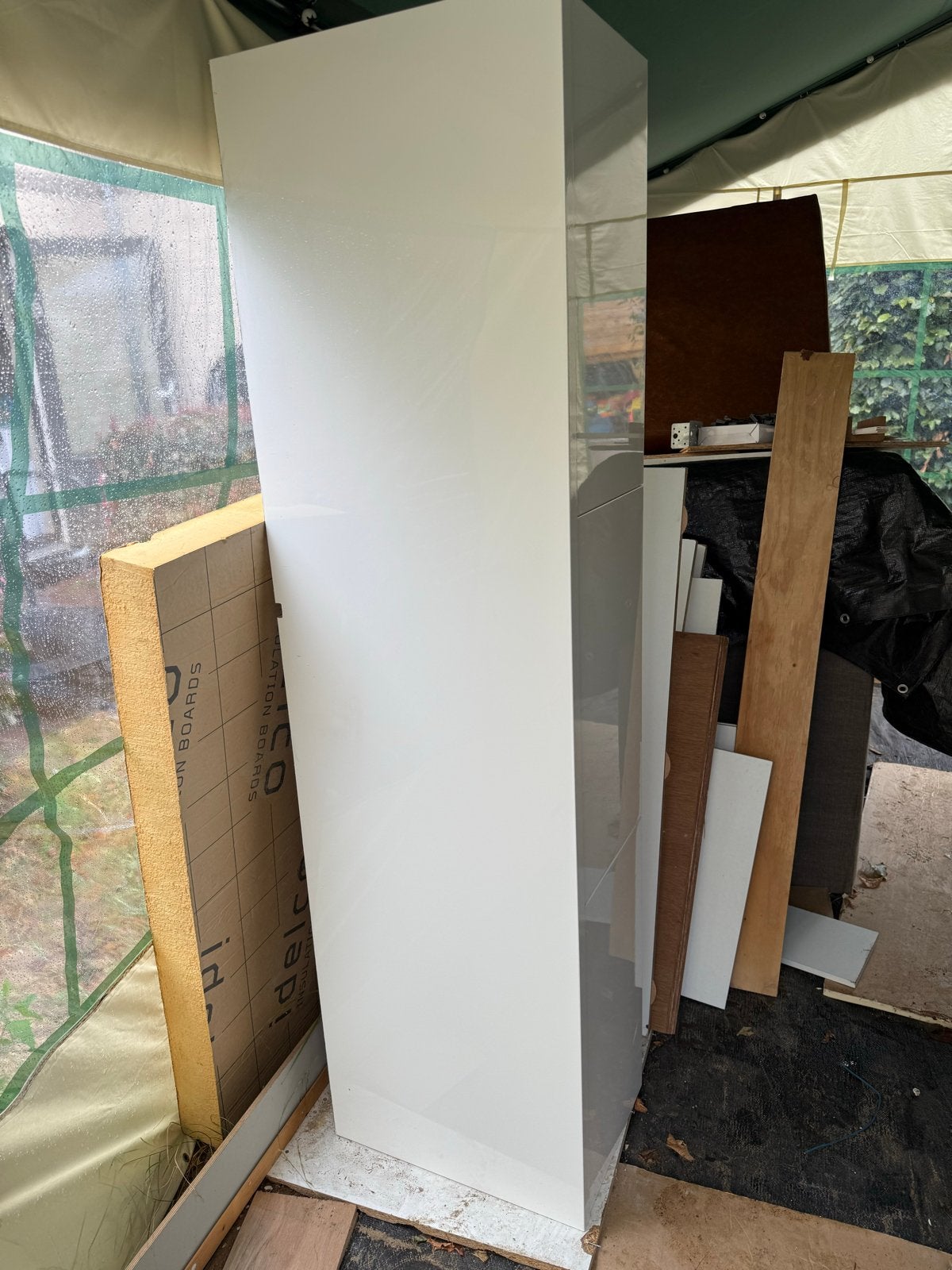 Witte hoogglans kast met deuren, Huis en Inrichting, Ophalen, Overige materialen, Gebruikt, 50 tot 100 cm