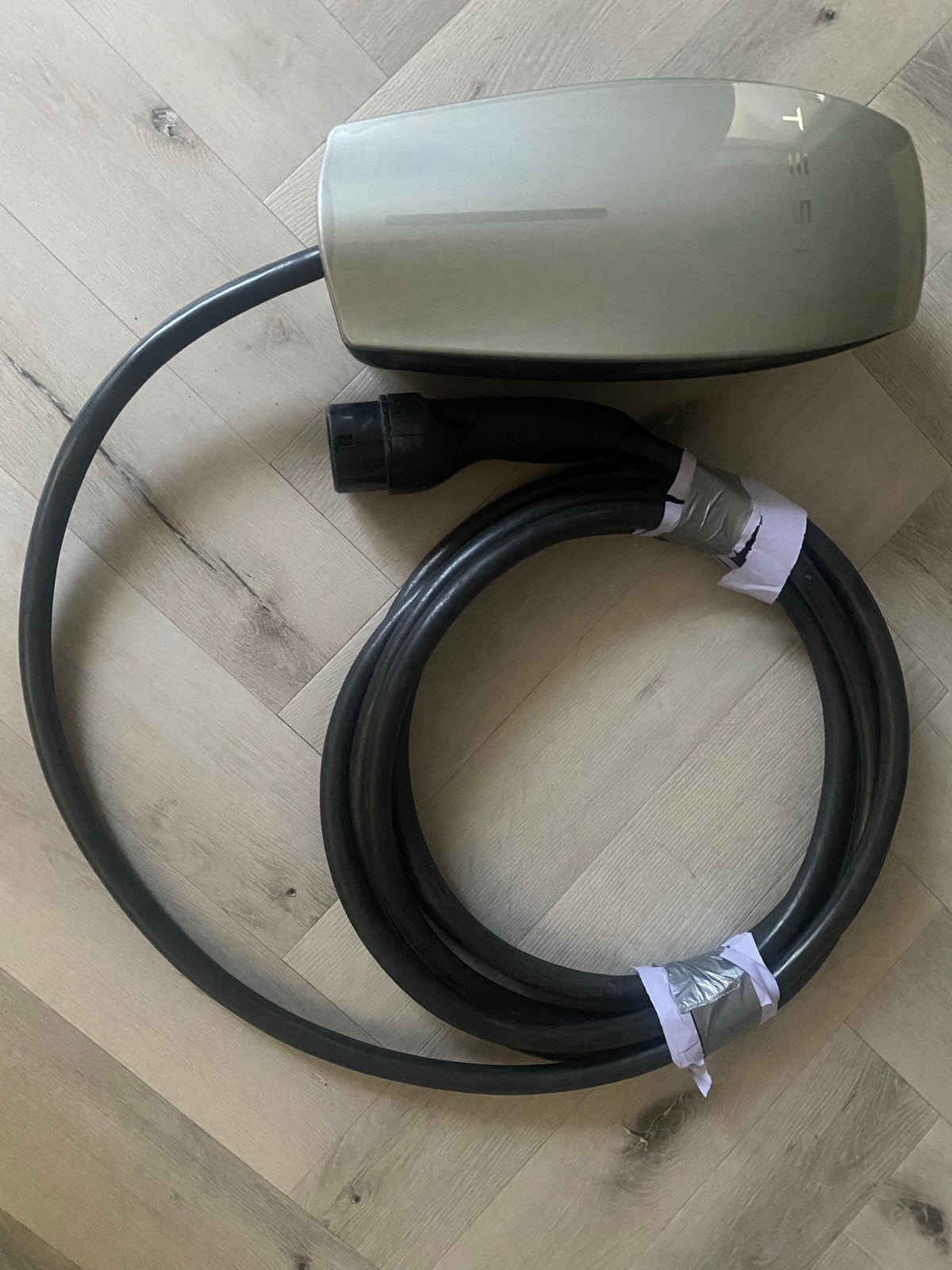Tesla Wall Connector Gen 2 - 32A Laadpaal met 7,5m kabel, Ophalen of Verzenden, Gebruikt, Laadpaal en Laadkabel