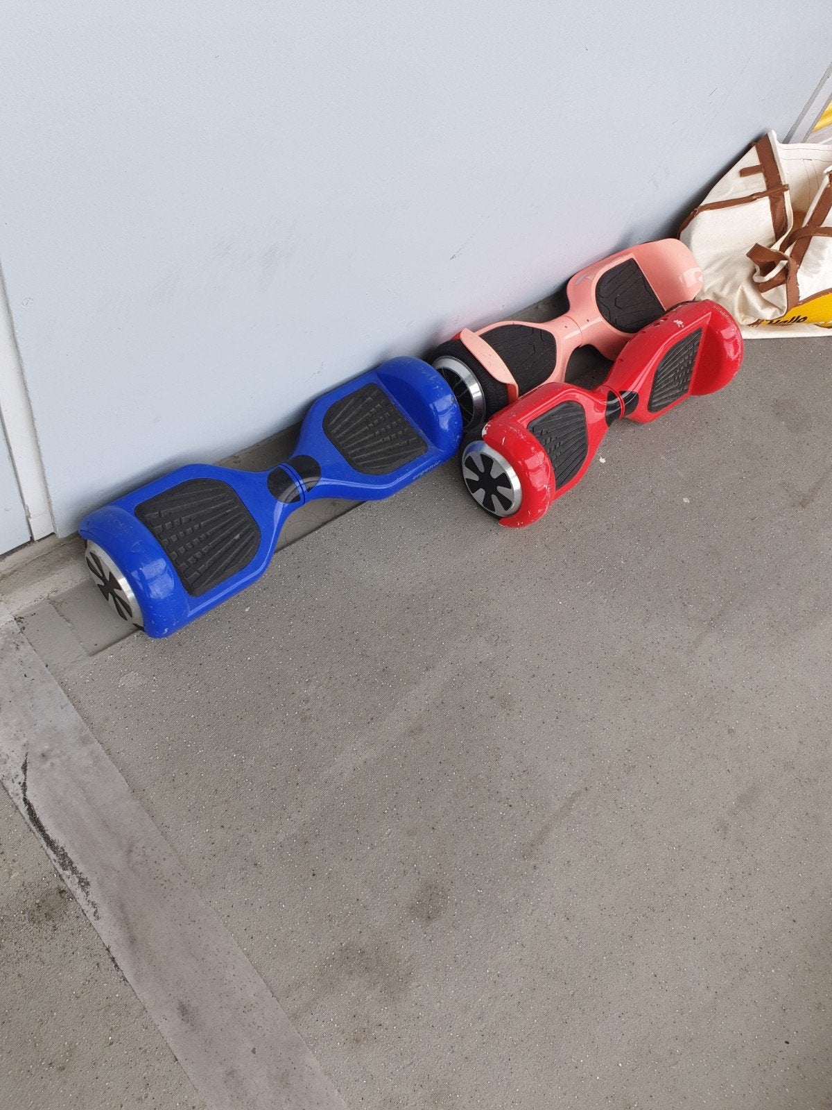 Hoverboard, Ophalen