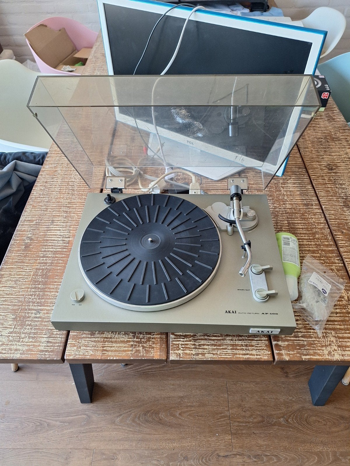 Akai AP100 inclusief naald., Ophalen of Verzenden, Zo goed als nieuw, Akai