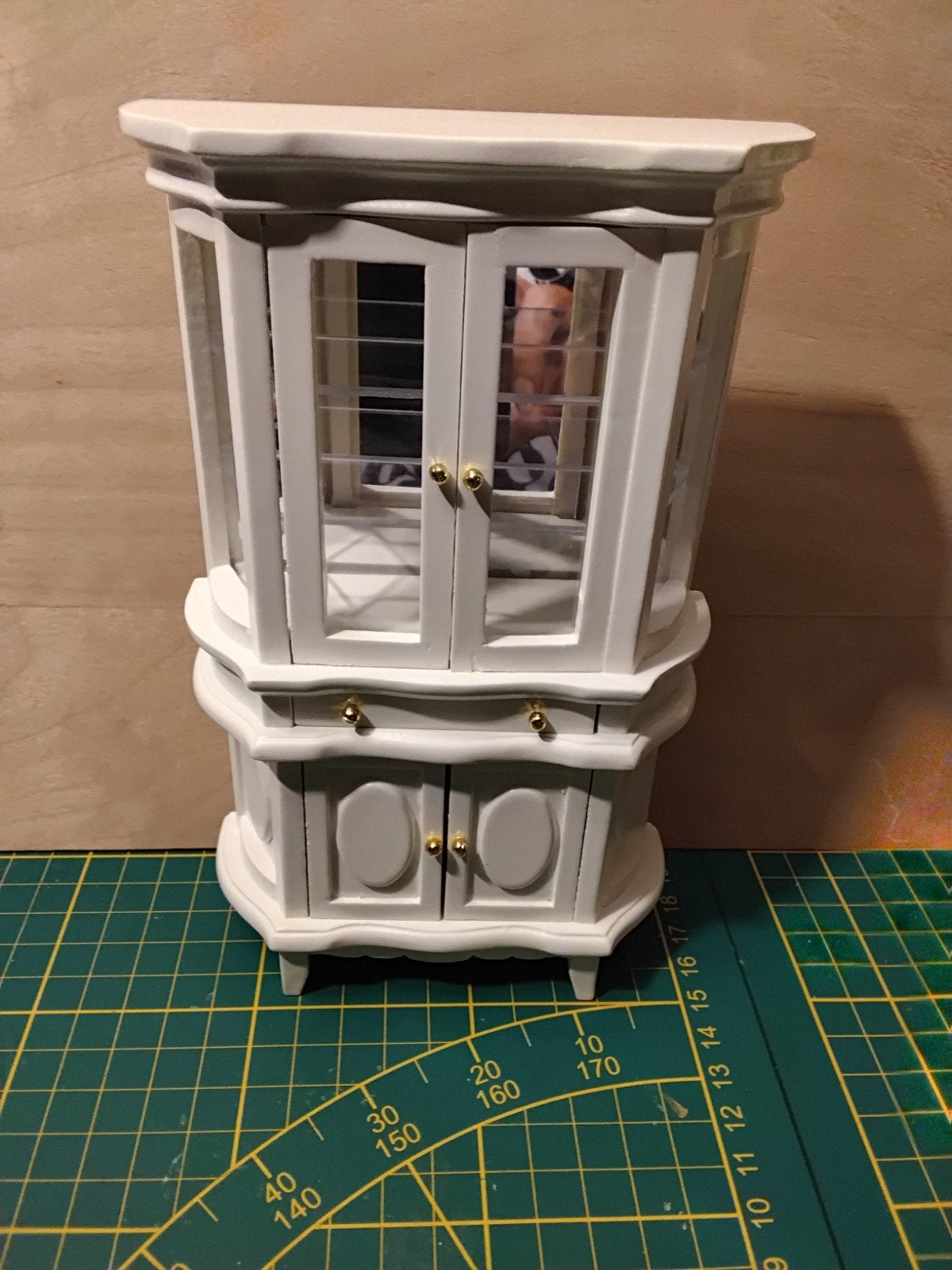 Grote witte vitrinekast 1:12, Ophalen of Verzenden, Nieuw, Poppenhuis