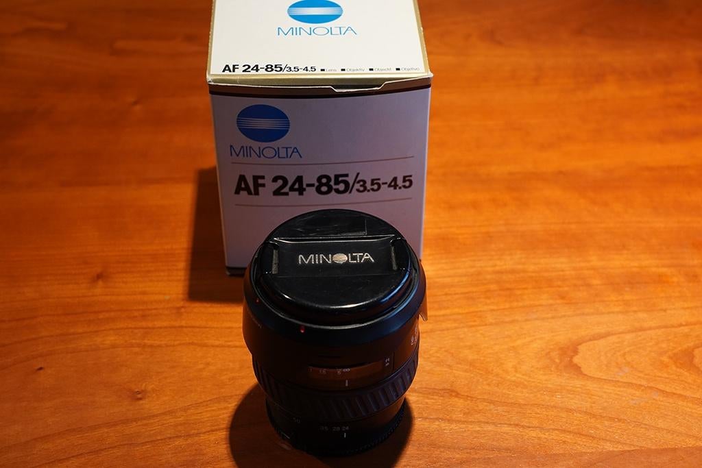 Minolta 24-85 f/3.5-4.5 RS, Ophalen of Verzenden, Gebruikt, Standaardlens, Zoom