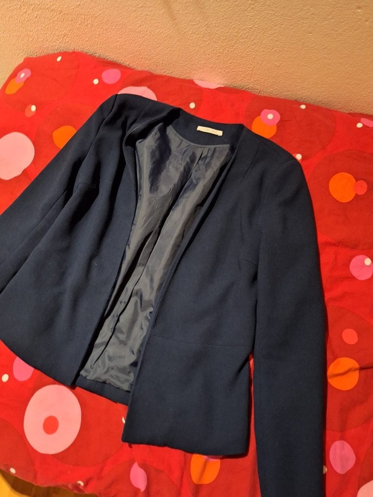 Donker blauwe Pieces blazer ongeveer maat S, Kleding | Dames, Jasjes, Kostuums en Pakken, Ophalen of Verzenden, Gedragen, Maat 38/40 (M)