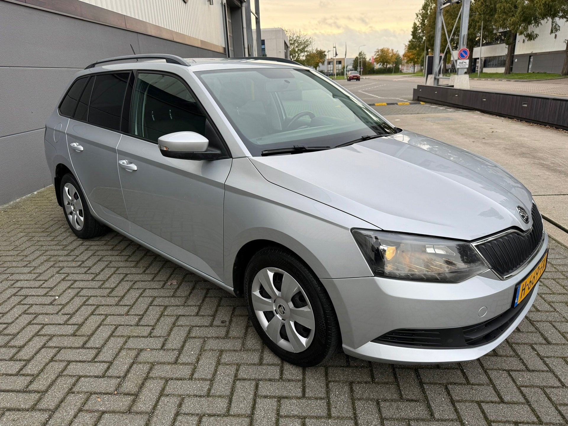 Skoda Fabia Combi 1.0 TSI Drive*STOEL VERWARMING*CRUISE*TERK, Voorwielaandrijving, Euro 6, 95 pk, 23 km/l
