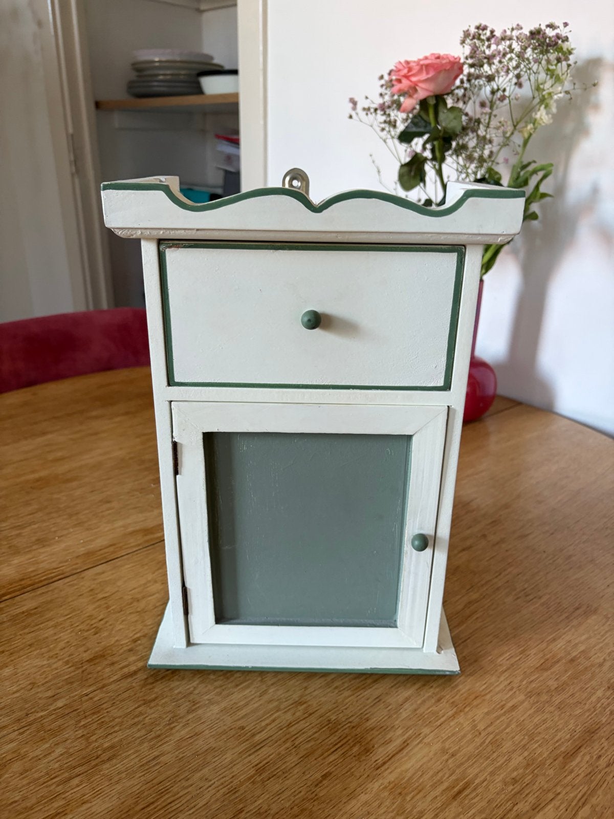 Klein brocante kastje met lade en deurtje - 34x20x12cm, Ophalen