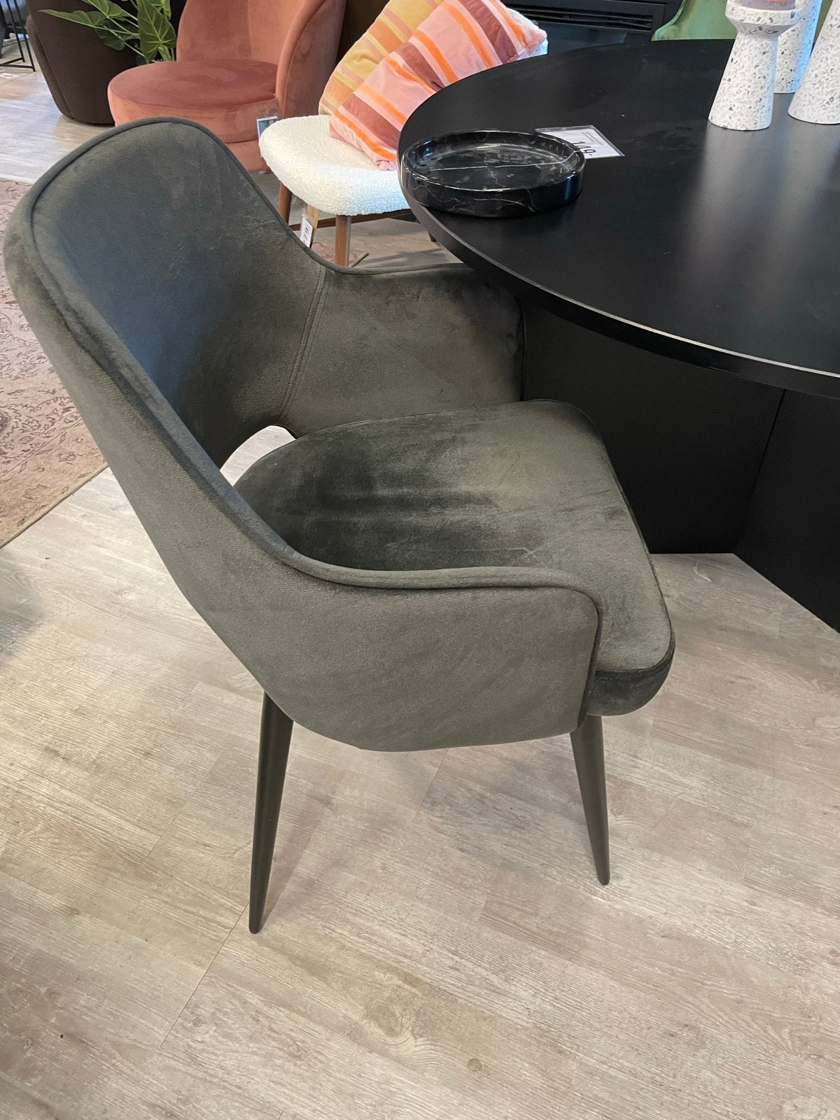 Mooie ronde eettafel (evt met 5 stoelen), Ophalen, Zo goed als nieuw, Rond, 100 tot 150 cm