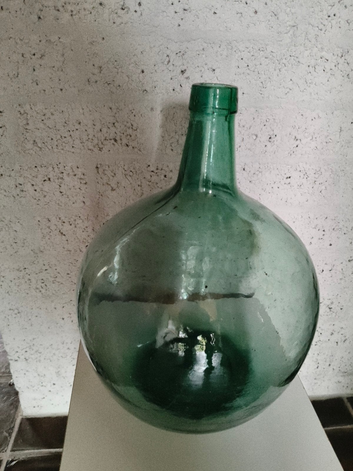 Grote vintage groene glazen wijn fles Spaans 'V. AYELLON', Antiek en Kunst, Ophalen of Verzenden
