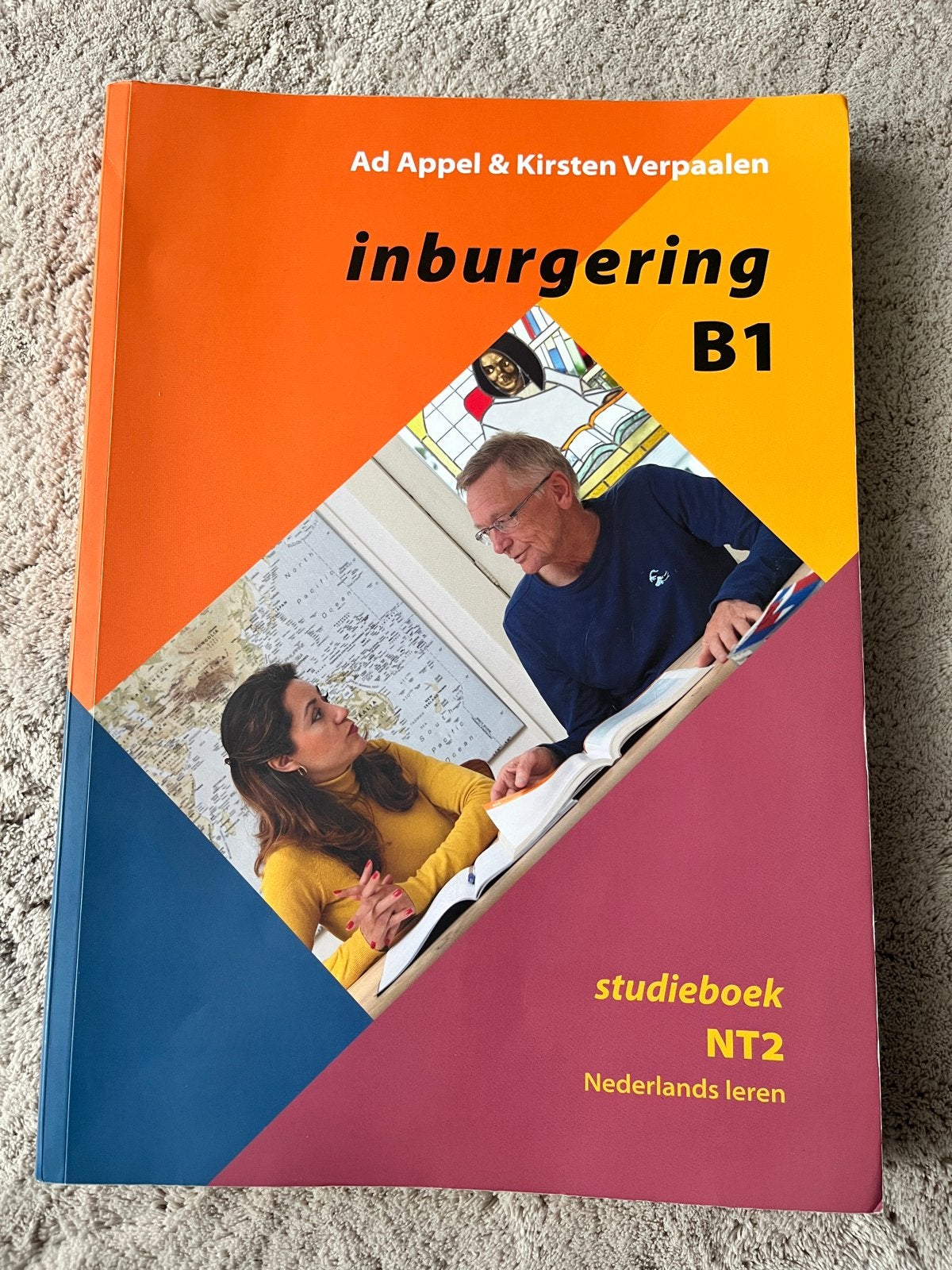 Inburgering B1 Studieboek NT2 - Nederlands leren, Boeken, Ophalen of Verzenden, Gamma, Zo goed als nieuw, Overige niveaus