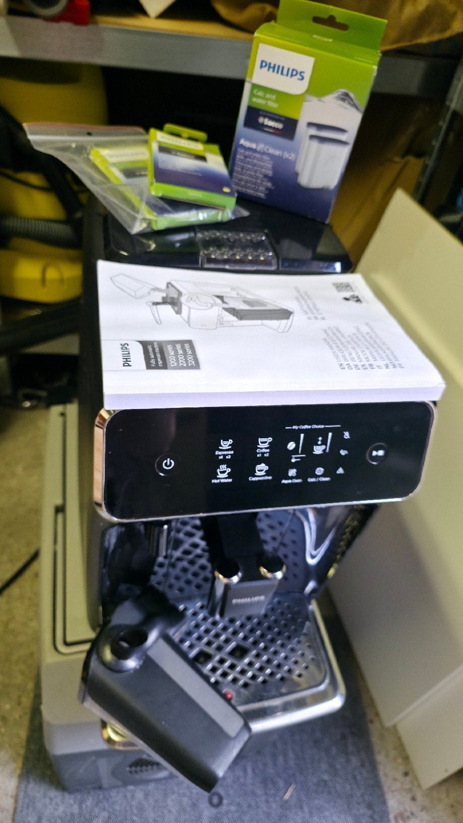 Philips 2200 EP2231/40 LatteGo - Goede staat voor cappuchino, Witgoed en Apparatuur, Afneembaar waterreservoir, Gebruikt, Espresso apparaat