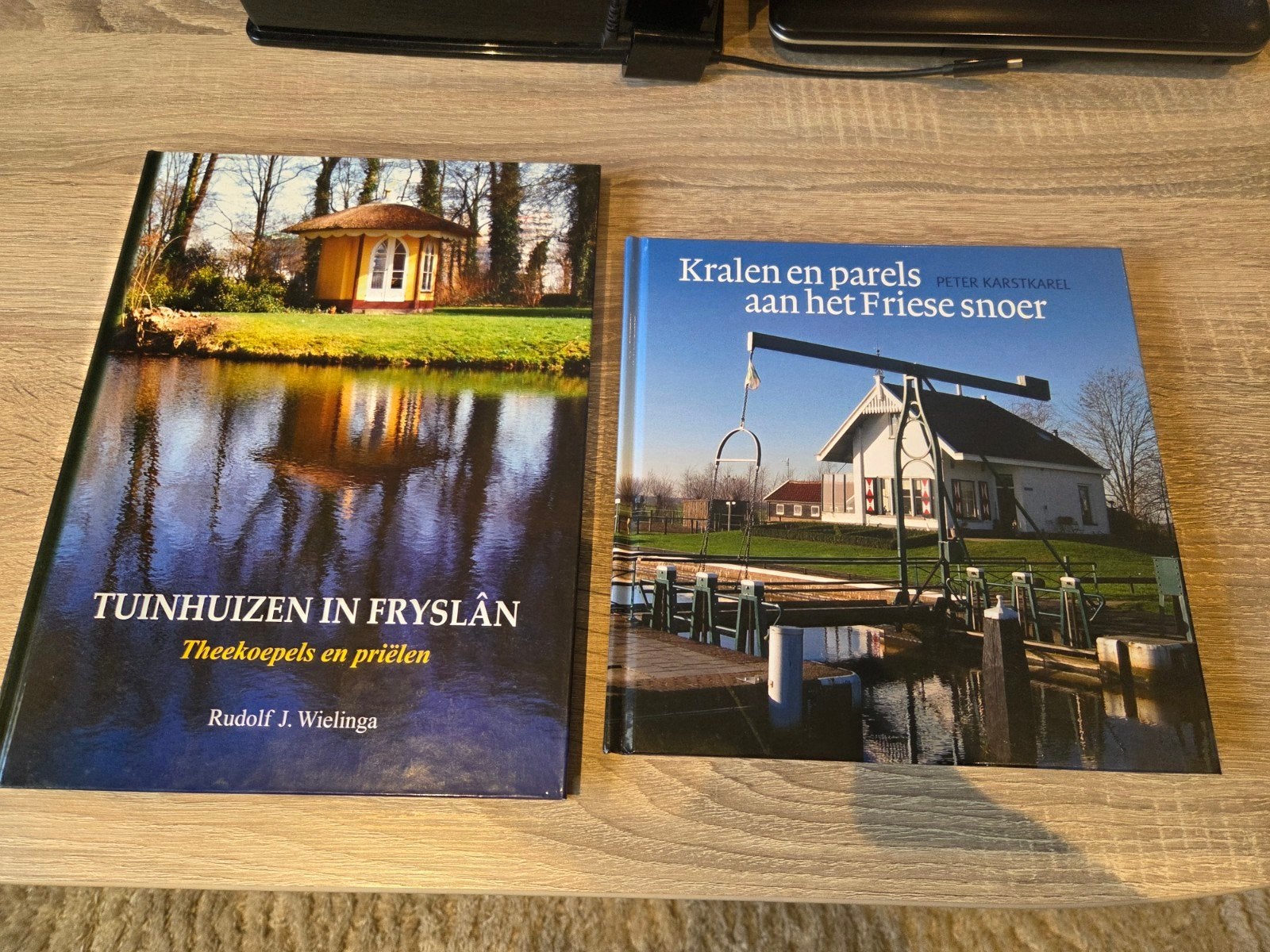 2 boeken: Tuinhuizen in Fryslân & Kralen en parels, Boeken, Ophalen of Verzenden, Nieuw, Rudolf J. Wielinga, Peter Karstkarel