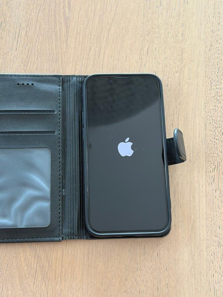 Foto 15 van Iphone 13 mini - 256 GB - Wit